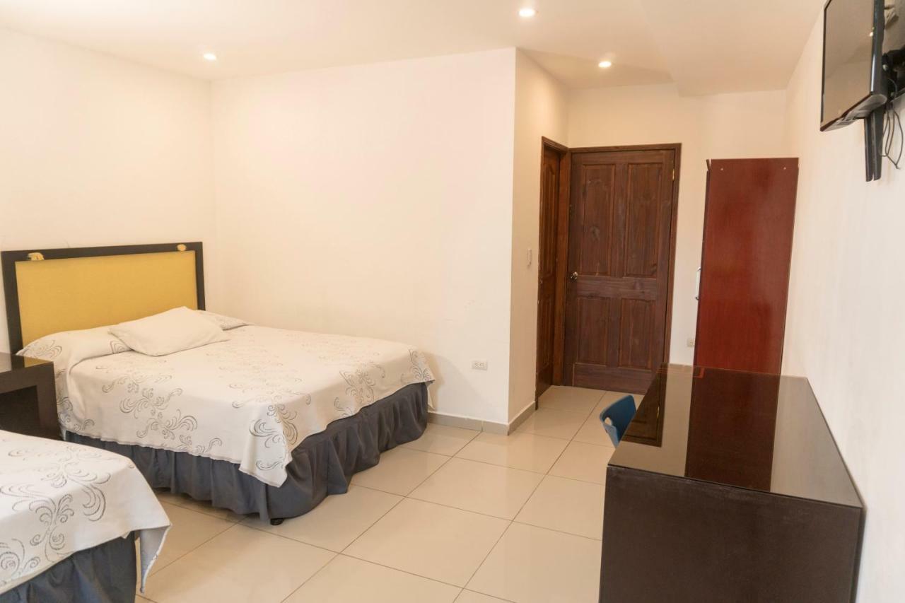 Micro Hotel Rio De Piedras San Pedro Sula Ngoại thất bức ảnh